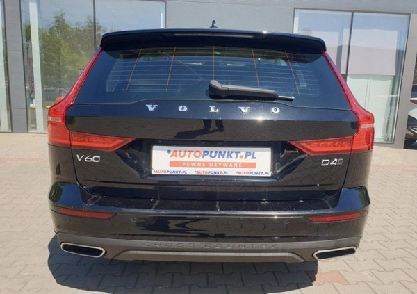 Volvo V60 Cross Country cena 124900 przebieg: 123961, rok produkcji 2020 z Warszawa małe 742